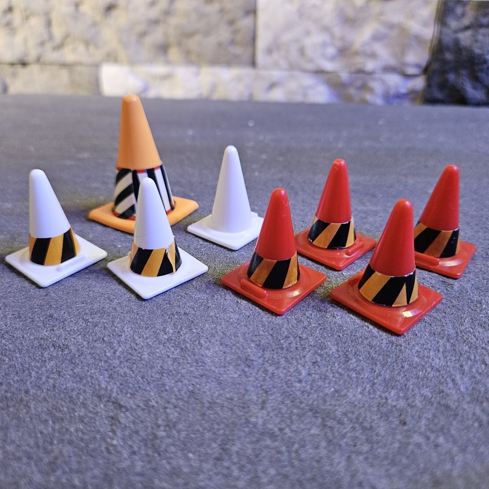 8pc 1/64 Mini Stackable Multi-Color Traffic Cones for RC Road Warning Barriers