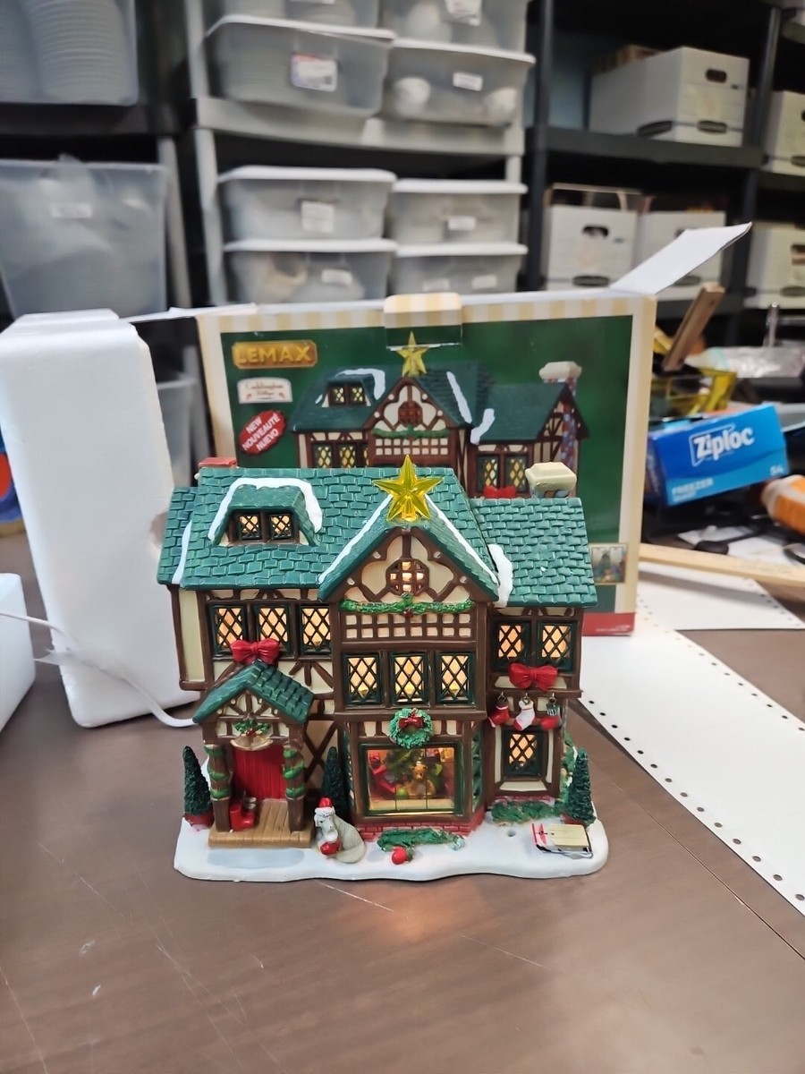 Lemax Caddington Village TUDOR STYLE HOUSE #15205 RETIRED(xmasi