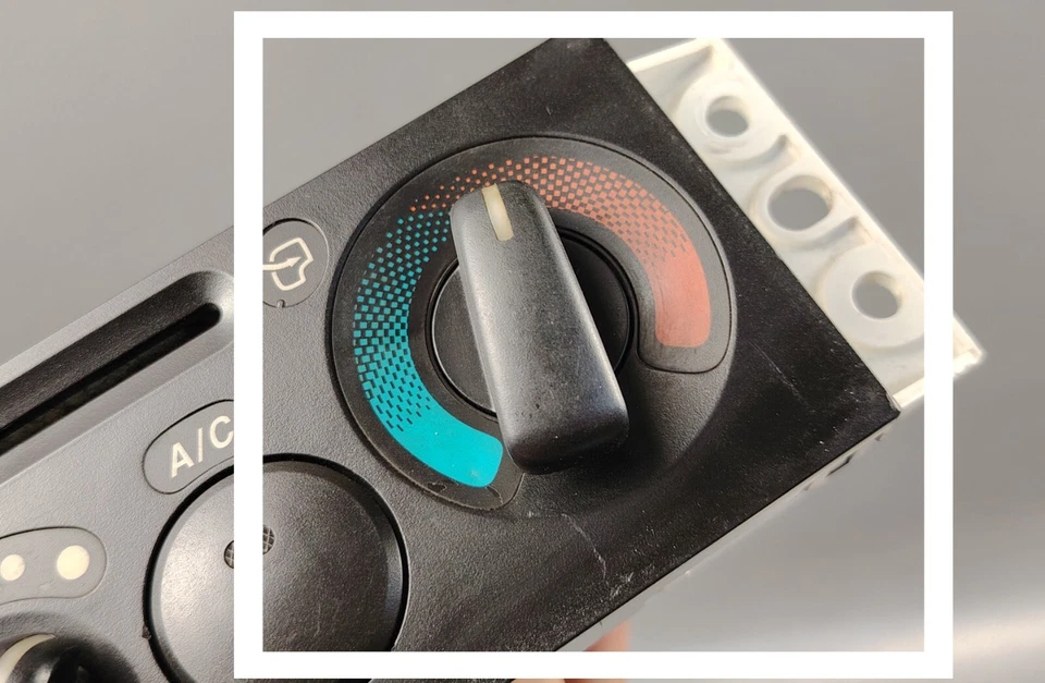 Isuzu NPR 2011 2020 AC/Heater Climate Controller Panel Switch Unit JDM OEM Used - Image 2 of 4