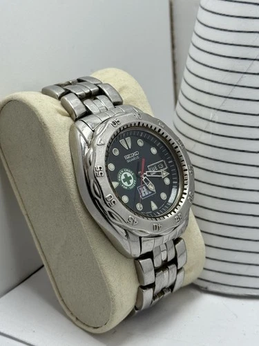 Seiko 7N43-6B10 Men’s Vintage Diver Watch Rare Blue Dial Logo With Original Band