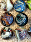 16 MINT Jabo Marbles from "Ladies First" Contract run 10-16-2010.  Lot 0202 — photo 5