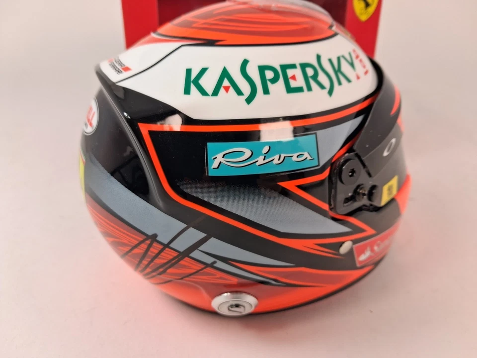 Bell Helmet Kimi Raikkonen Ferrari F1 Formula 1 2017 SIGNED 1/2 - Immagine 4 di 4