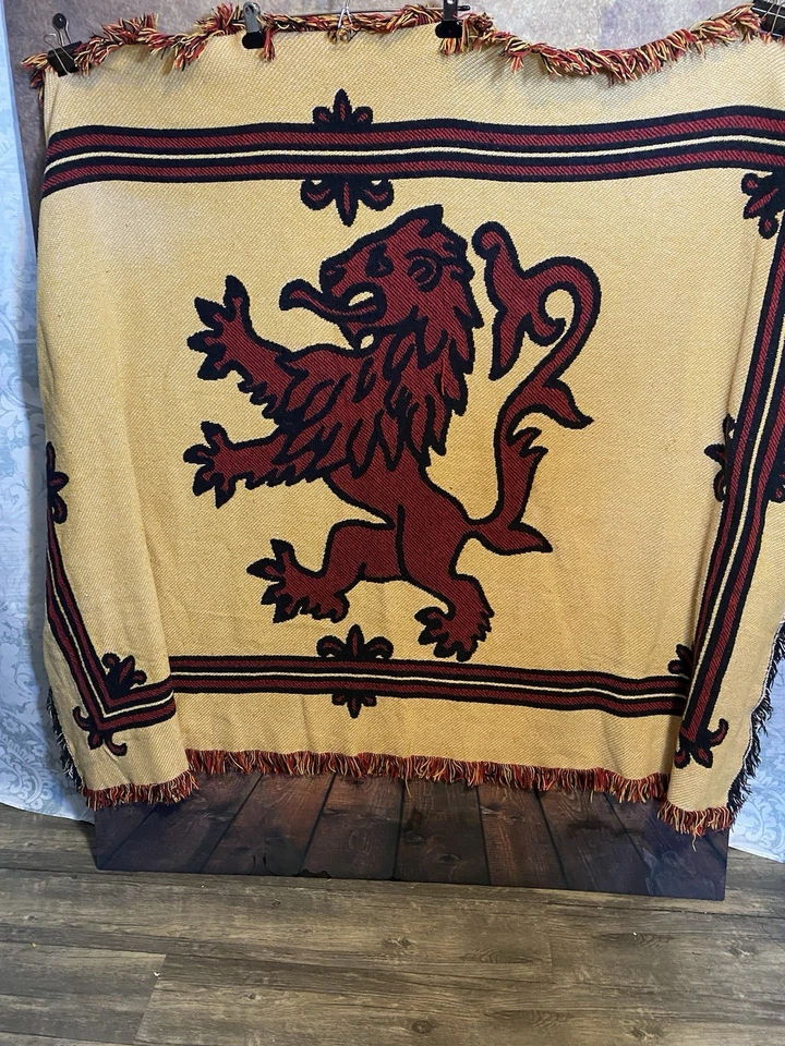 Pure Country Weavers Throw Blanket USA Scottish Rampant Cabin Cottage Core - Image 3 of 4
