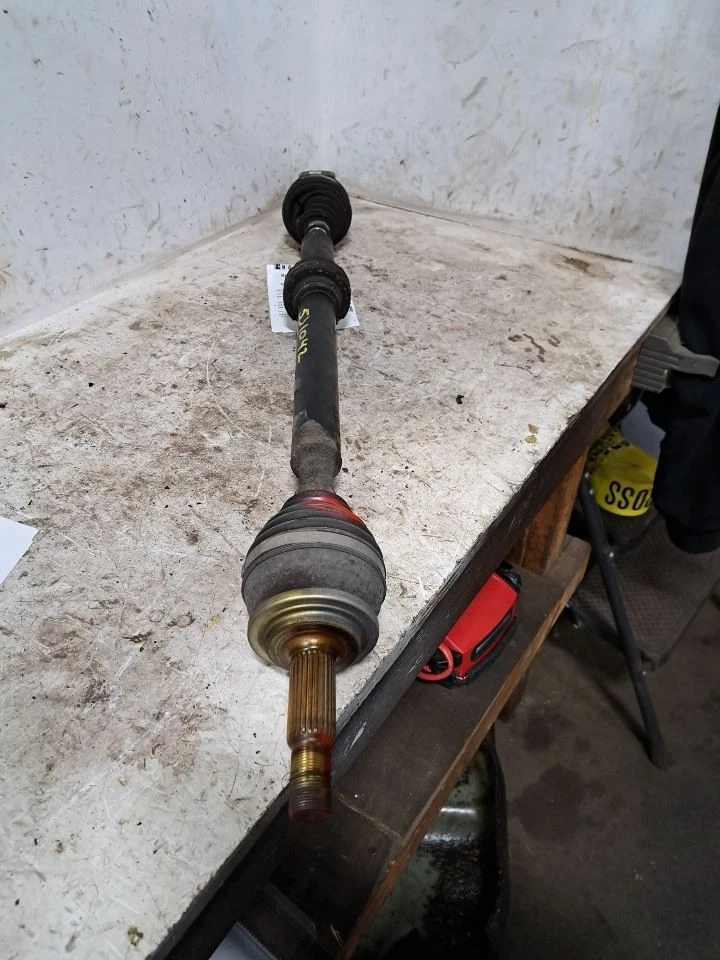 Eje lateral pasajero Rh/Cv eje C/V 2012 Prius Sku#4261691 Foto 2 de 4