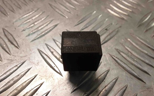 MERCEDES-BENZ C W204 Relais 0025421119 2.70 Diesel 150kw 2004 28414784