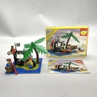 Lego Set 6260 Shipwreck Island 1989 (Pirates) - 99.9% Complete - Used w/ Box