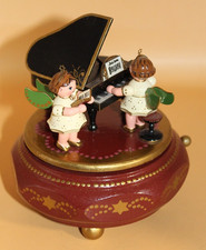 Hubrig 104h0004 Spieldose Spieluhr Engel am Flügel rot 14cm ohne OVP