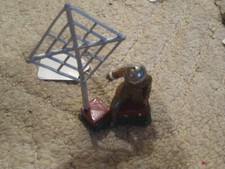 Barclay B147 lead soldier With Antenna Wireless Operator RARE