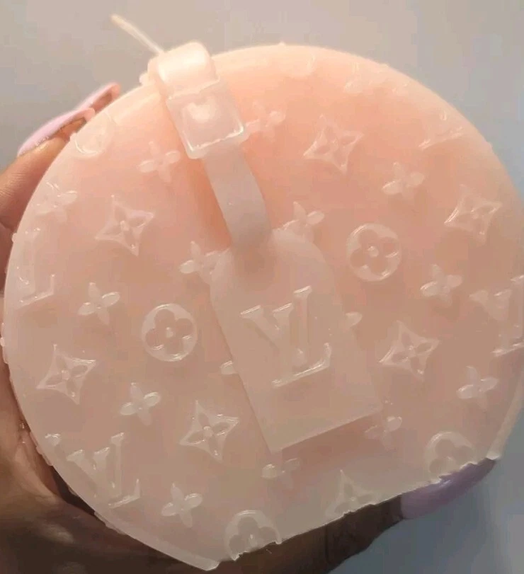 Blush LV candle Slight Tropical Scent - image 2 of 3