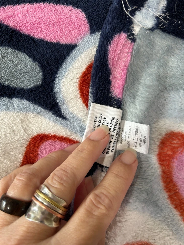 Manta Vera Bradley Mod Paisley Flor Vellón 80 x 50 Foto 4 de 4