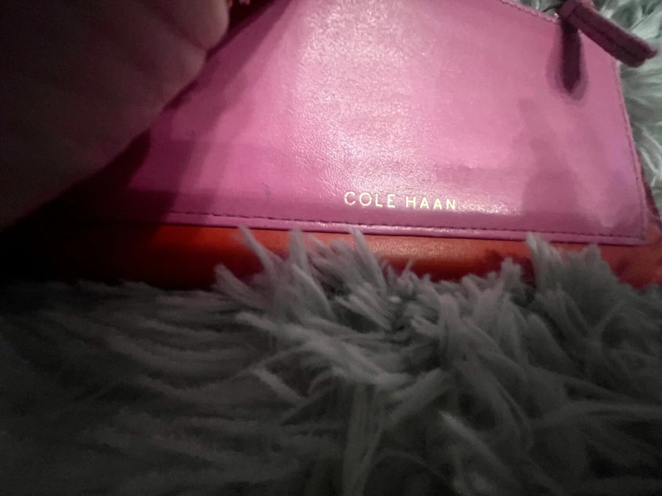 Vintage COLE HAAN Pink & Red Leather Flap Trifold Envelope Wallet - Image 4 of 4