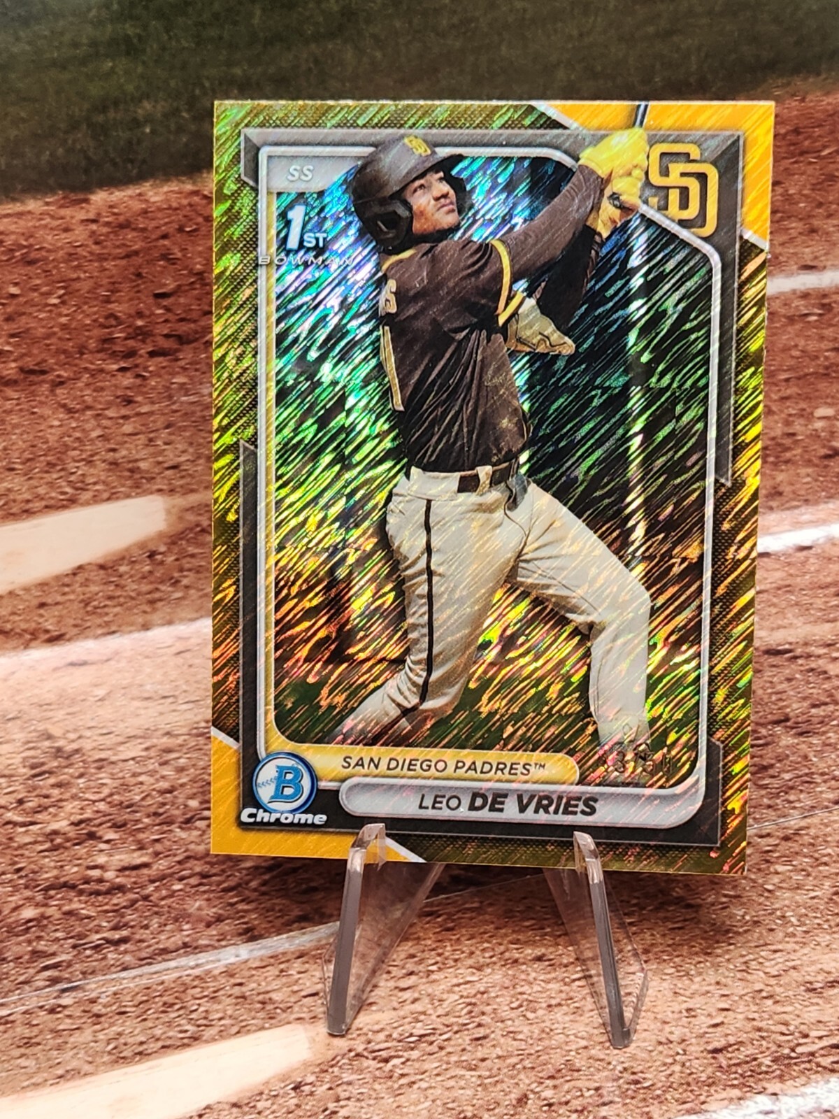 2024 Bowman Chrome LEO DE VRIES(rc) 1st Prospect Gold Shimmer /50- SD Padres #1