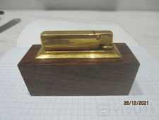 Collectibles Table Lighter Mahogany Vintage Desk Cigarette Gif Souvenir