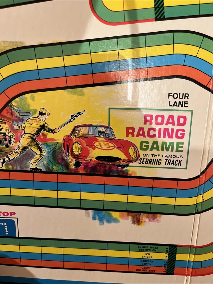 Four Lane Road Racing on the Sebring Track Game 1963 COMPLETE by TRANSOGRAM - Image 4 of 4