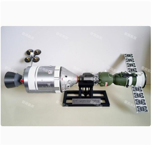 1/48/72 Apollo 18 & Soyuz 19 Manned Spacecraft ASTP Docking Kits Toys Models New - 第 11/11 張圖片