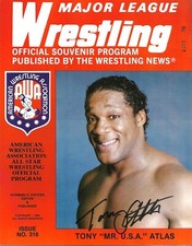 AM761  Mr. USA Tony Atlas  signed Vintage AWA  Wrestling Program  Magazine w/COA