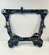 2011-2014 Toyota Sienna 3.5 Front-Wheel Drive front crossmember sub frame cradle