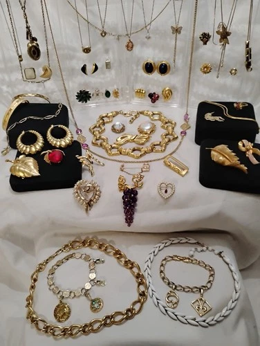 Vintage Designer Signed Gold Tone Jewelry 52 Piece Trifari Monet Napier Avon