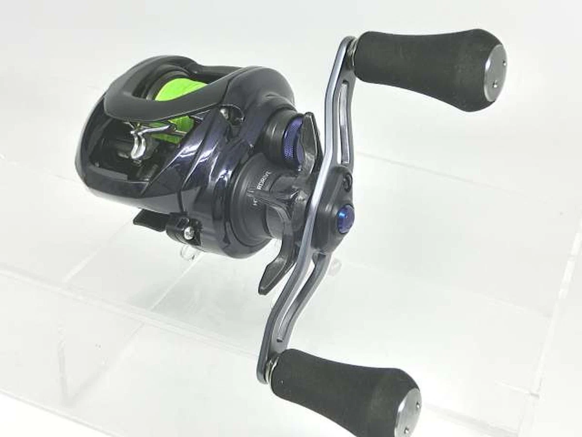 Preços baixos em Daiwa saltist Molinetes de pesca para Água