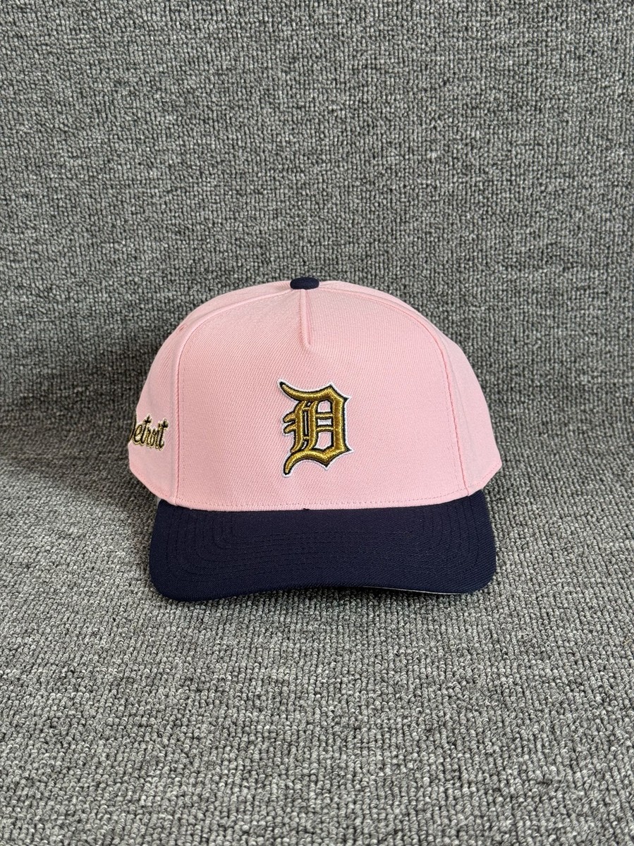 Mitchell & Ness Detroit Tigers Snapback Pink Navy Curved Brim Hat