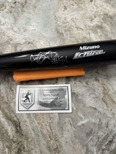 Ichiro Suzuki Autographed Signed Mizuno Baseball Bat Ichiro COA