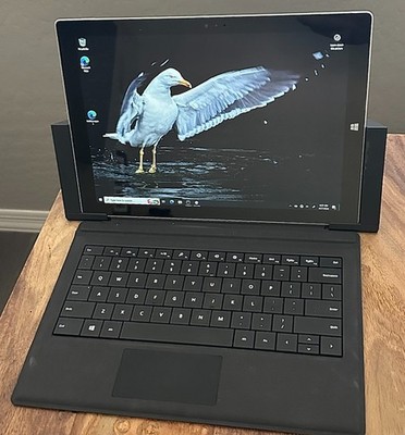 Microsoft Surface Pro 3 | i5-4300U | 128GB SSD | With Docking Station & Keyboard