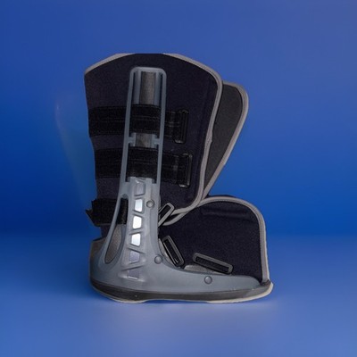 Enovis Procare MaxTrax 2.0  Boot Standard  Tall-Medium 79-95705