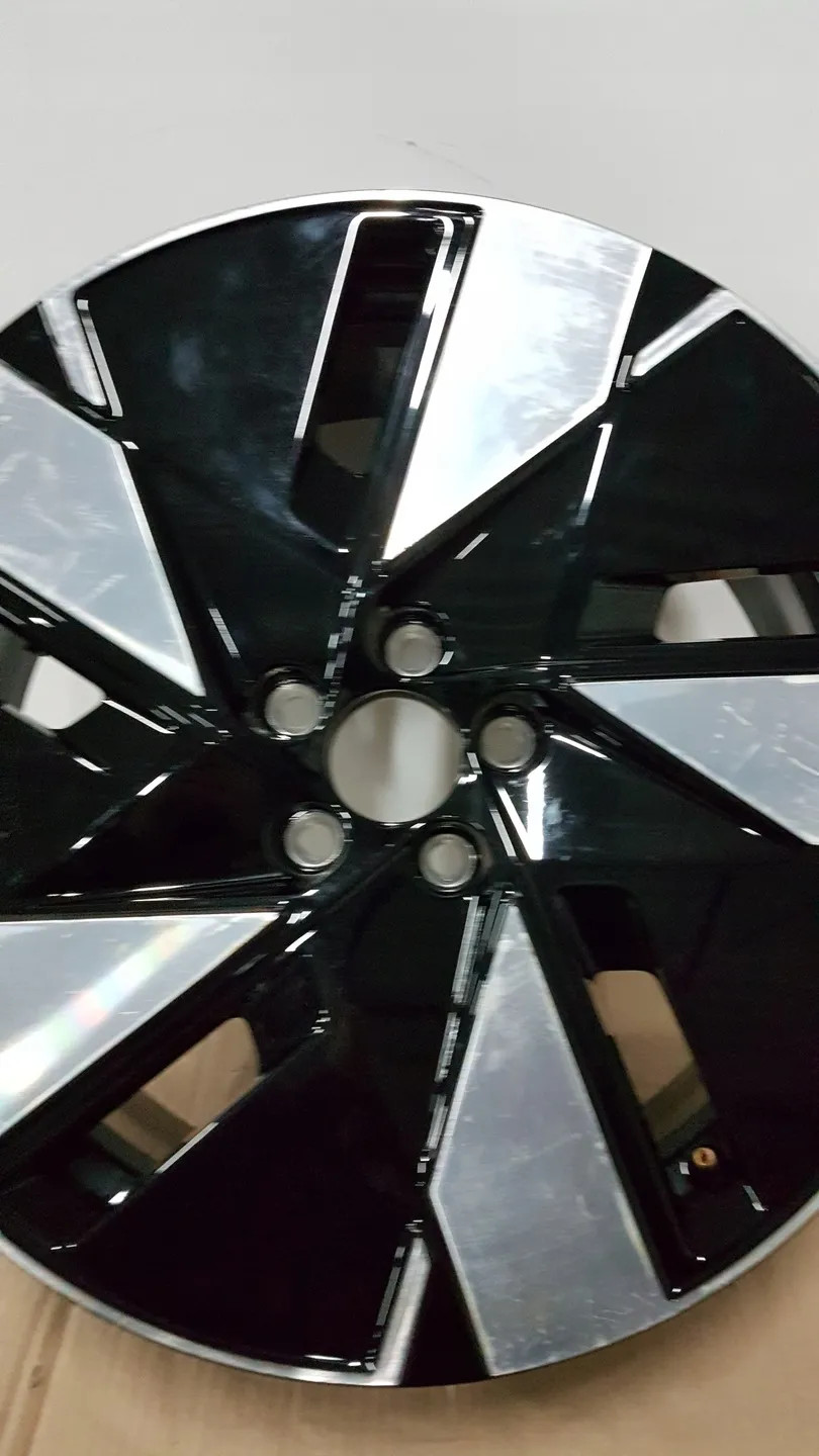 Picture 4 of 12