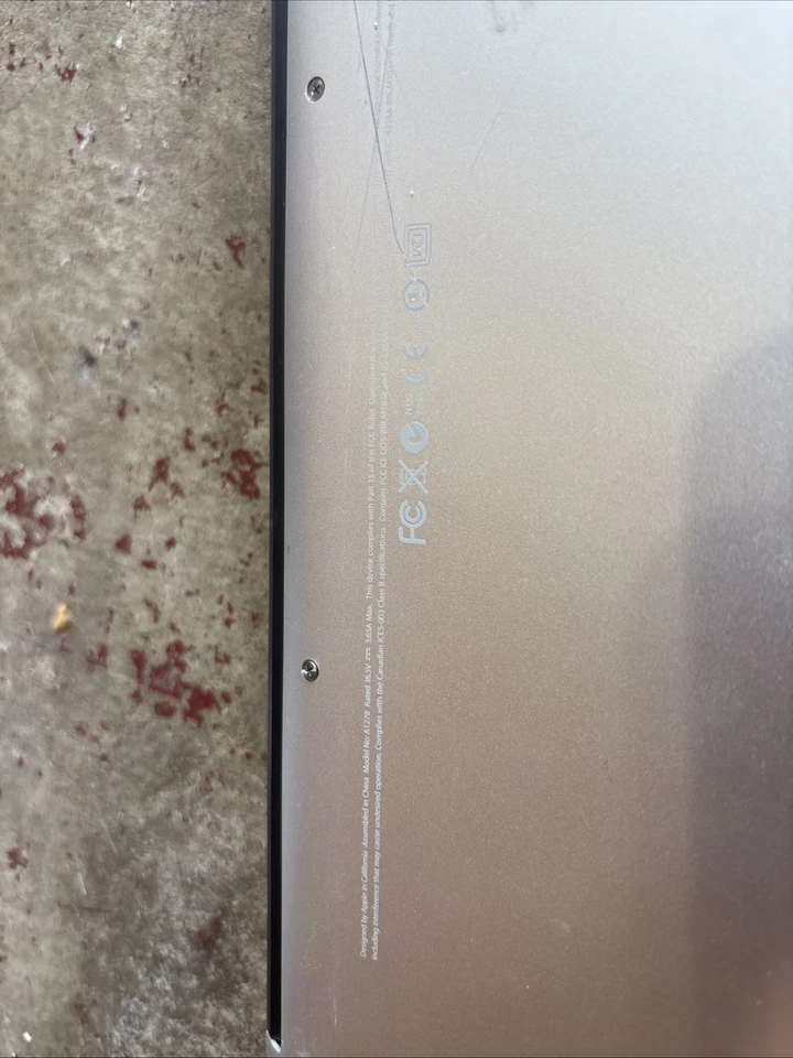 Apple MacBook Pro 15.4 Inch Late 2008 2.53 GHz Core 2 Duo 6GB DDR3 320GB HDD - Image 3 of 4