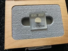VEECO SLOAN 138-365 STEP HEIGHT STANDARD 200Å Calibration unit in box Ser. 92408