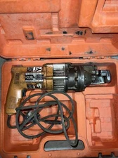 Benner Nawman DC-16LZ Max 5/8 Electric Hydraulic Power Rebar Cutter W/ Case