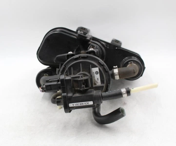 Volkswagen Tiguan 2014 bote de carbón de vapor de combustible OEM #10483 Foto 2 de 4