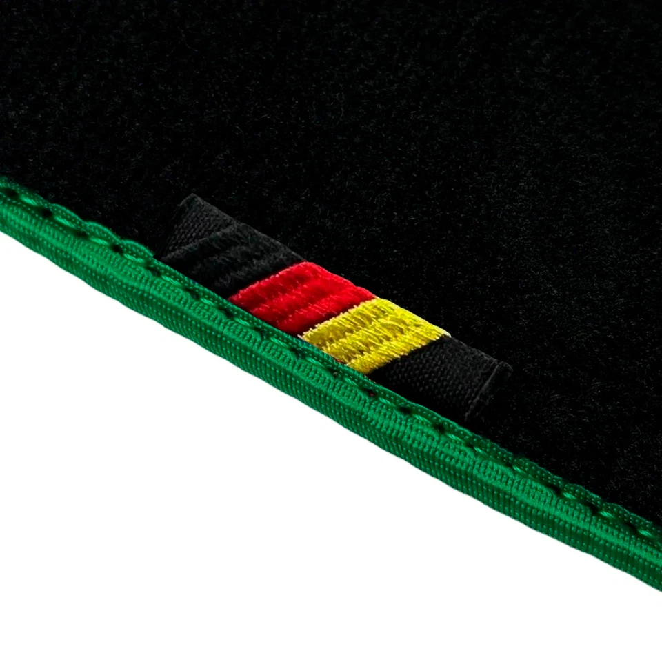 Alfombrillas negras marca AutoWin para BMW Serie 7 F01 (2008-2015) molduras verdes Foto 4 de 4