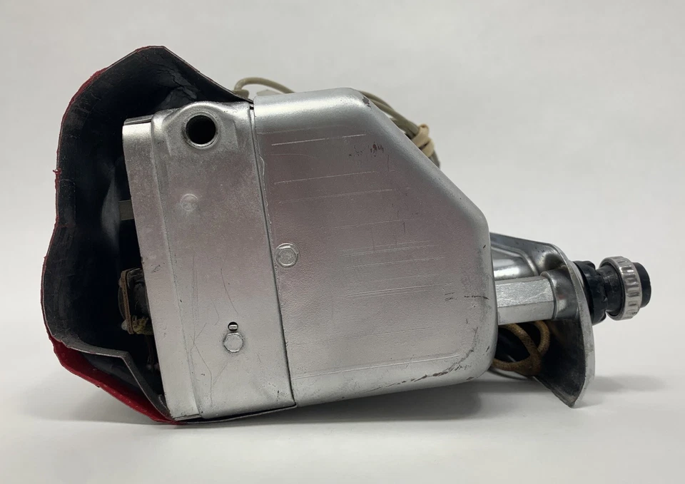 Винтажное заводское радио Delco (1955-1956 Chevrolet Bel Air) «Возможно, восстановлено» - Изображение 4 из 4