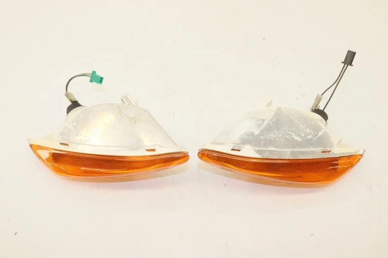 Blinker Vorne SUZUKI 125 BURGMAN UH 2002 bis 2006 - Bild 3 von 4