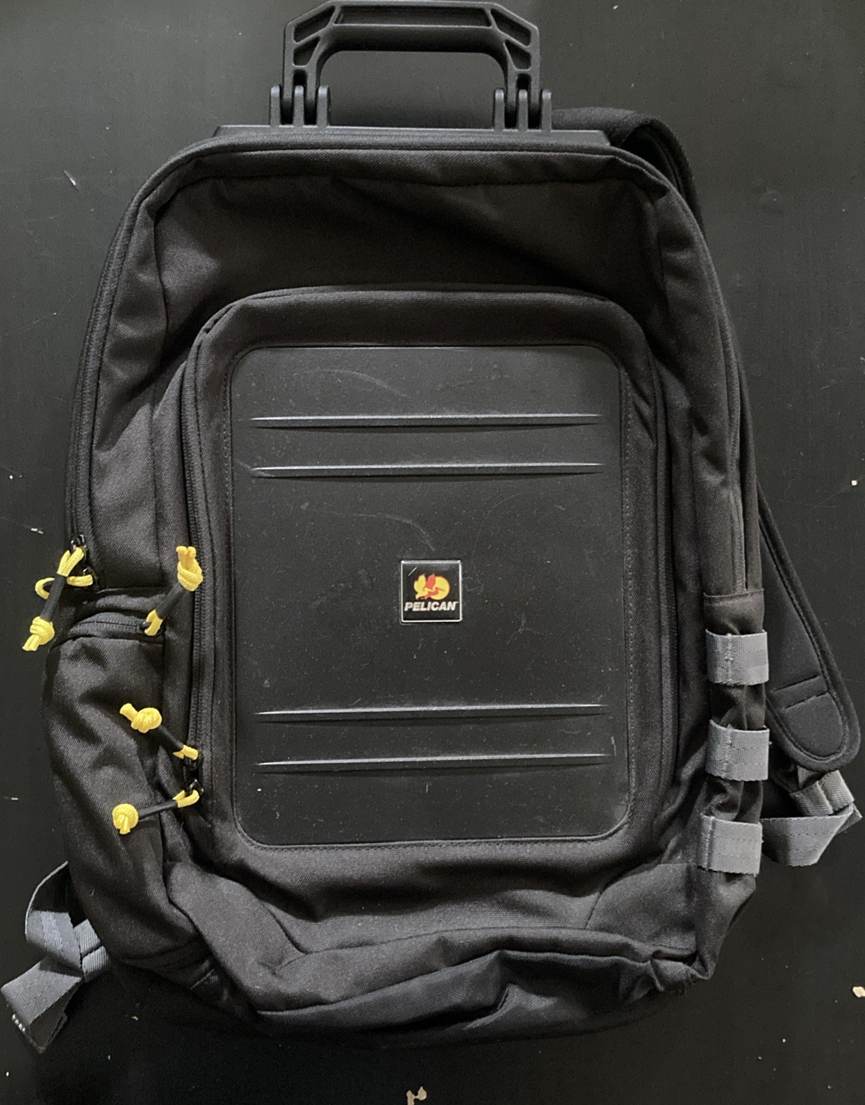 15&rdquo; Black Yellow Protective Case (l)