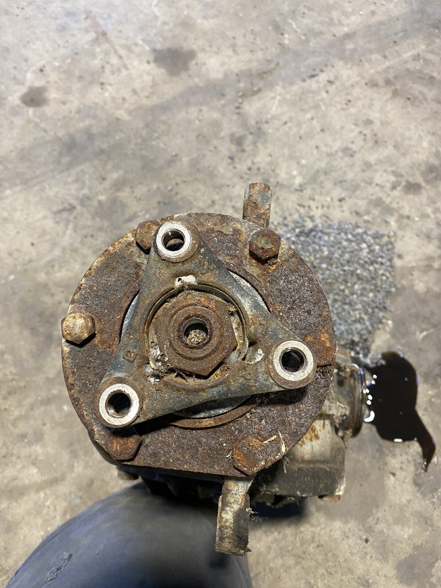 べーむべー 1988-1991 BMW Front Differential Diff Carrier AWD OEM 325i