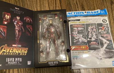 Threezero Marvel Studios Infinity DLX Iron Man Mark 50 L Gundam Base Figure Acti