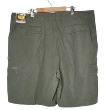NEW Woolrich Men Green Cargo Shorts Waist 40 Inseam 9" NWT