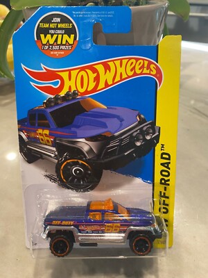 Hot Wheels 2015 Sand Stinger #84/250 &ndash; HW Off-Road, Giallo, 1:64, Nuovo