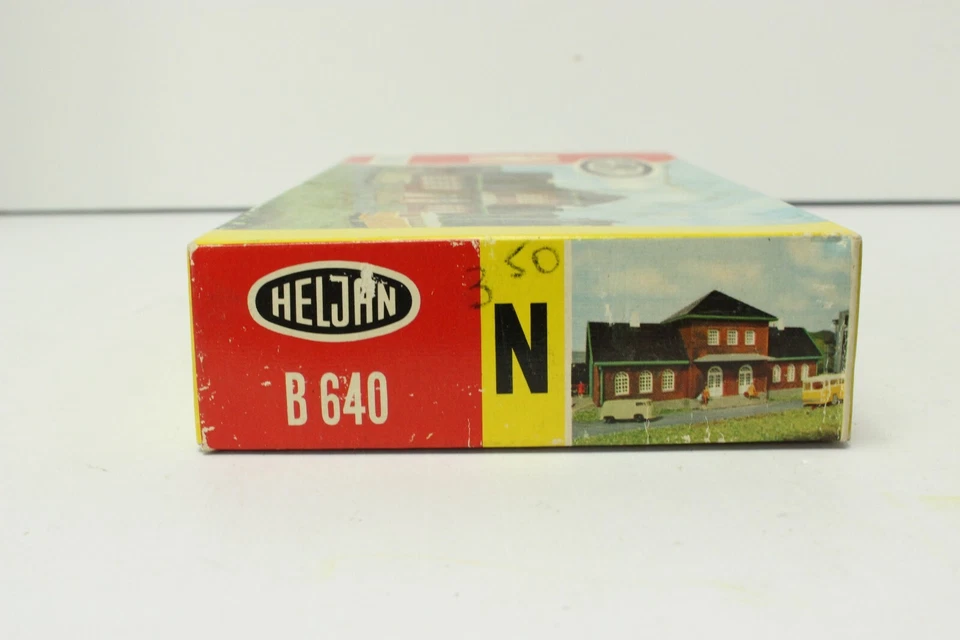 Heljan B 640 N Scale Sandy River Train Station Brick 2 Story Kit - Image 3 of 4