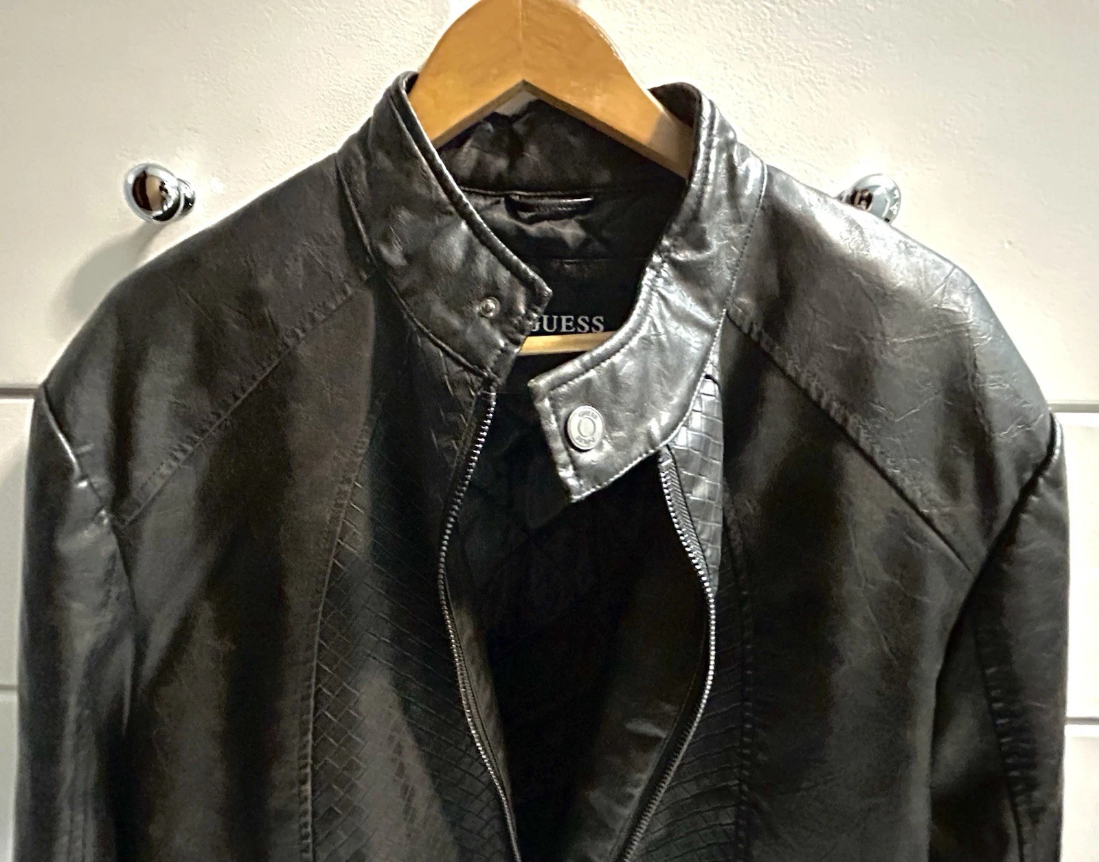 NWT GUESS Brown Bittersweet Cocoa Brad Biker Men’s Leather Zip-Up Jacket Size L - product detail image 2