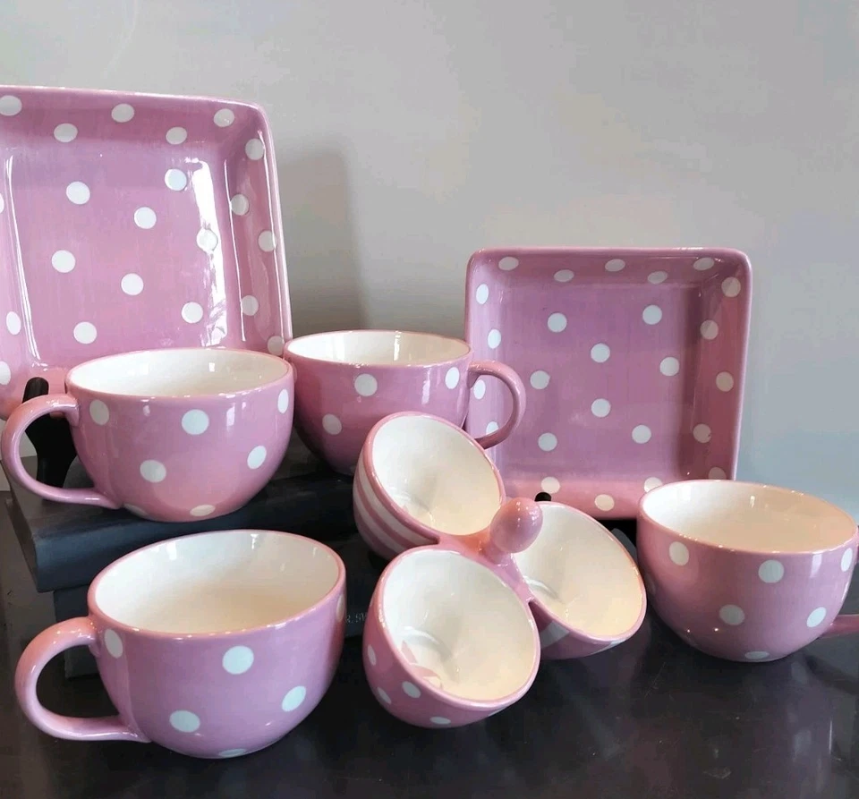 Lote de platos, tazas y platos de lunares blancos rosa “Help Whip Cancer” de chef mimado Foto 3 de 4