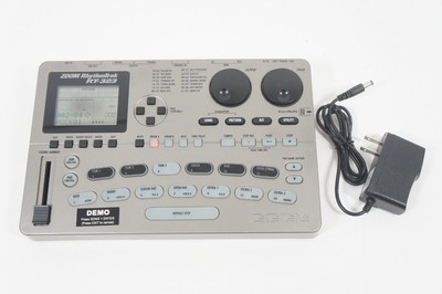 ZOOM RhythmTrak 323 RT-323 Drum Machine Bass Synthesizer mit 100-240V Netzteil