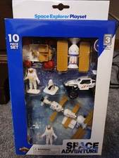 Adventure Planet Space Adventure Space Explorer Set - 10 Piece Set - Brand New