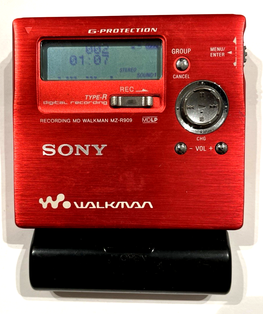 Sony MZ-R909 walkman portable MD recorder Made in Japan G