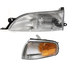 Headlight Halogen Driver Side Clear Lens Bulb Headlamp TO2502112