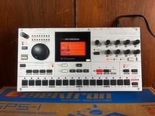 ELEKTRON Machinedrum SPS-1 Mk II con alimentatore in scatola