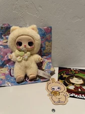 Liila's Lucky Cat V1 Confirmed Banana Cream Pendant Plush