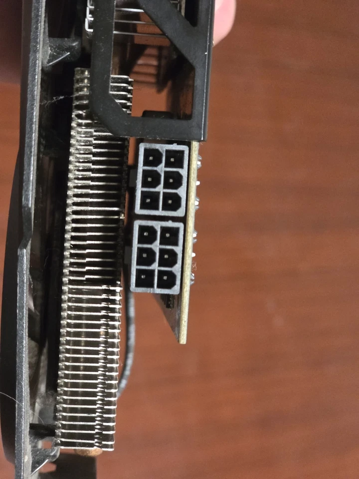 Gigabyte Radeon R9 270X OC WINDFORCE 3X Graphics Card - 2GB GDDR5 - Image 4 of 4